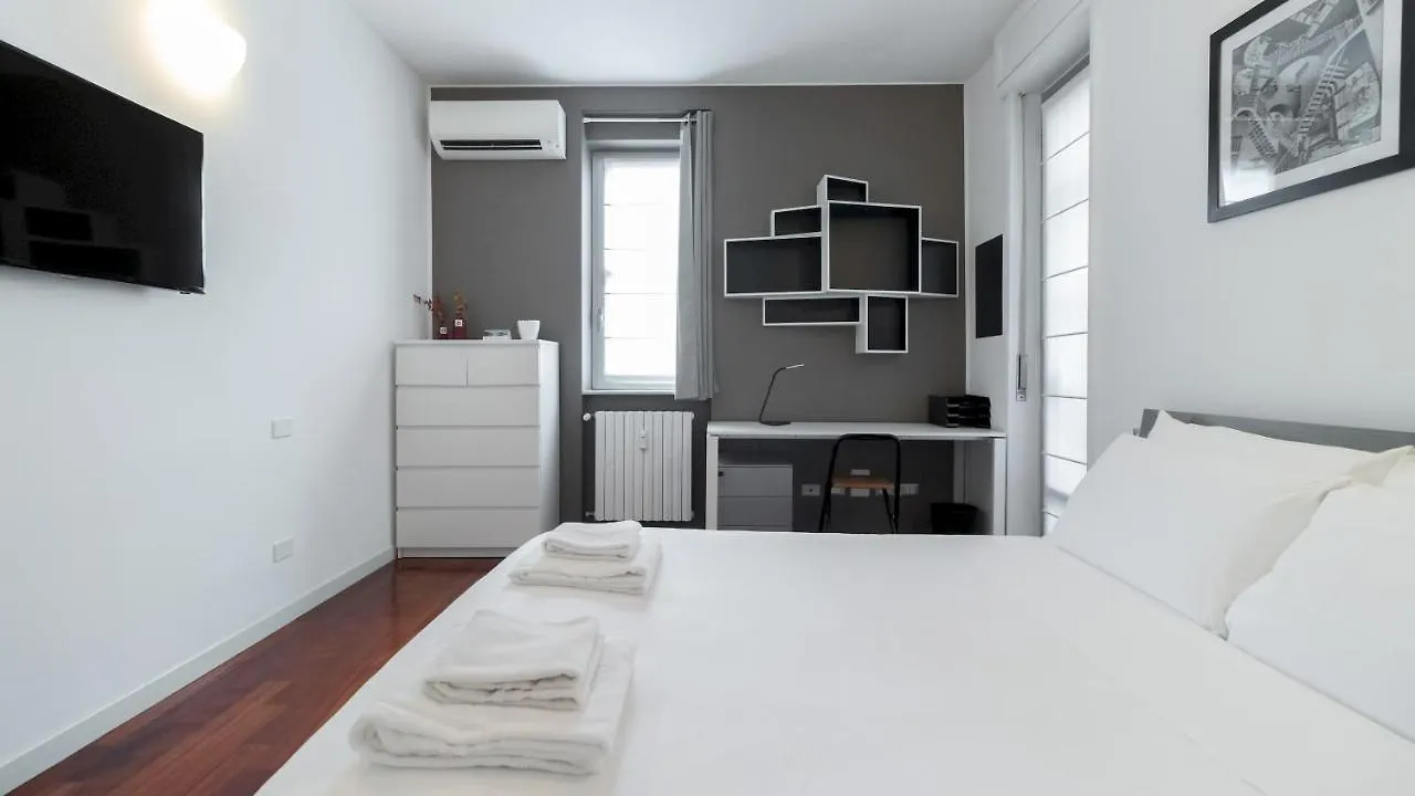 Italianway - Tagiura 8 Apartment Milan